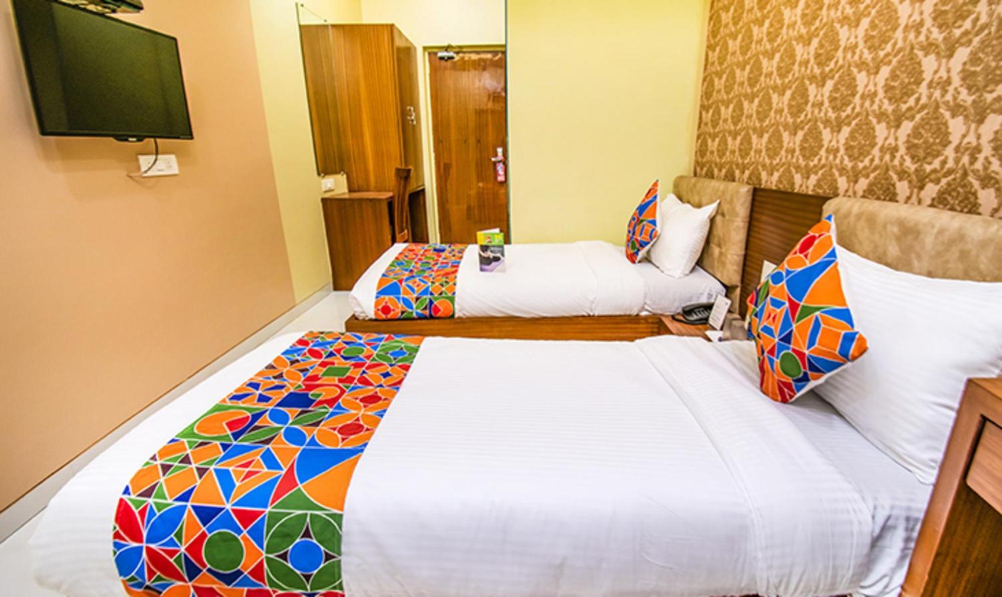 Fabhotel Seven Hills - Nr International Airport Hotel Mumbai
